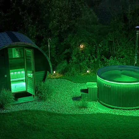 Vakantiehuis Hafenhaus Panoramablick Mit Sauna & Whirlpool